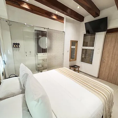Hotel Casa Helena Getsemani 3*